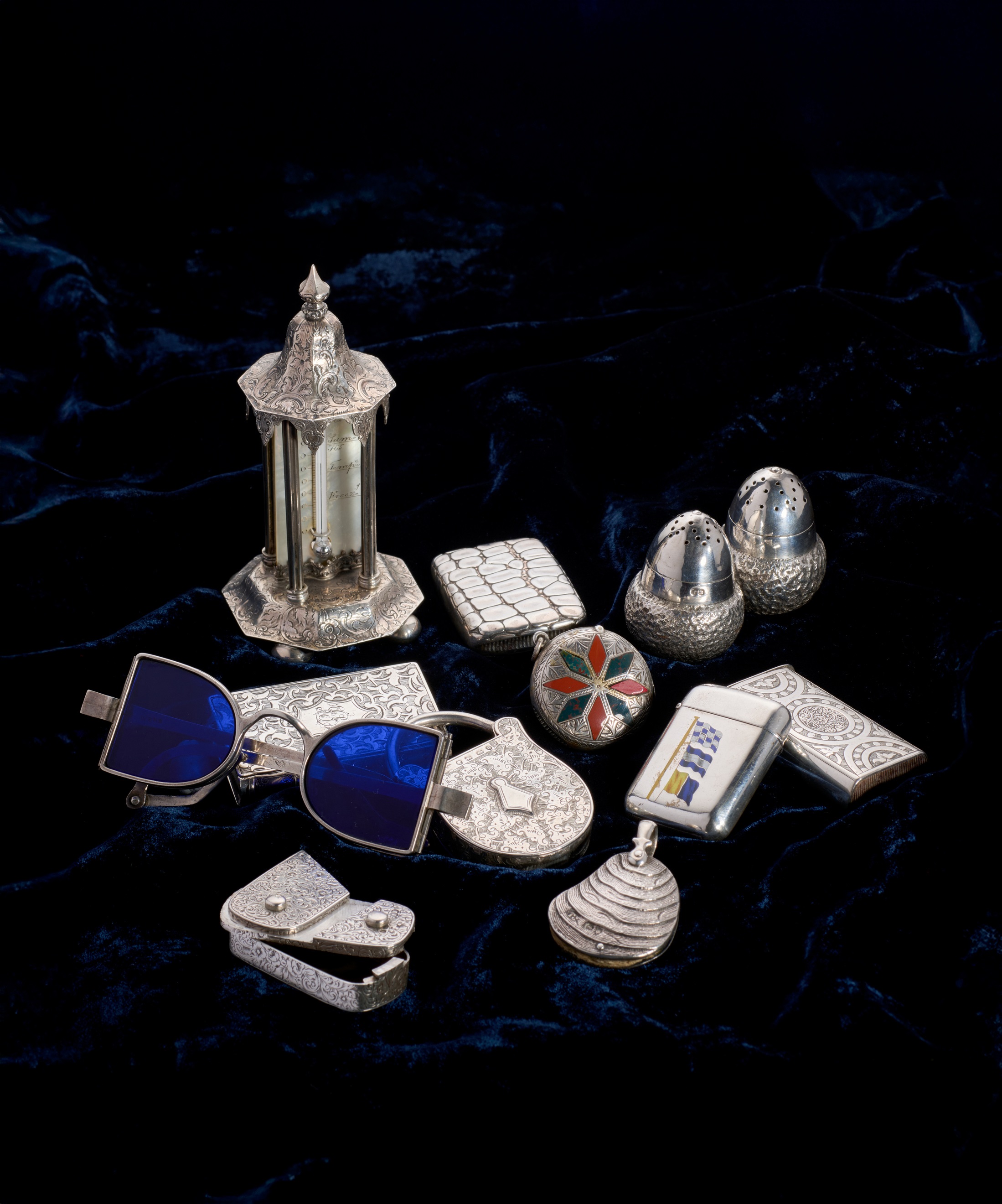 Olympia Timed: Private Collection of Vesta Cases and other Silver Smallwork